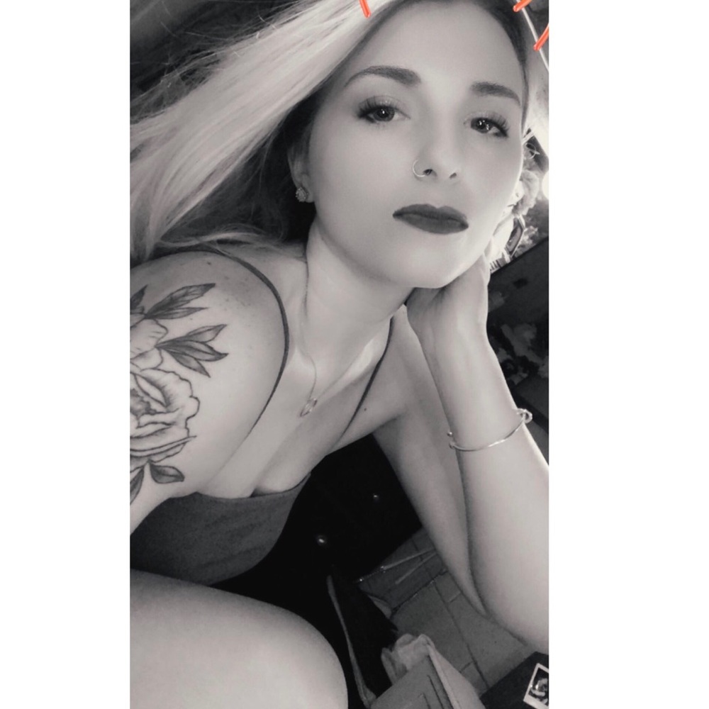 Meet your Posher, Kaitlin